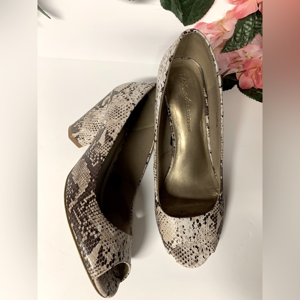 M&S collection shoes size 9